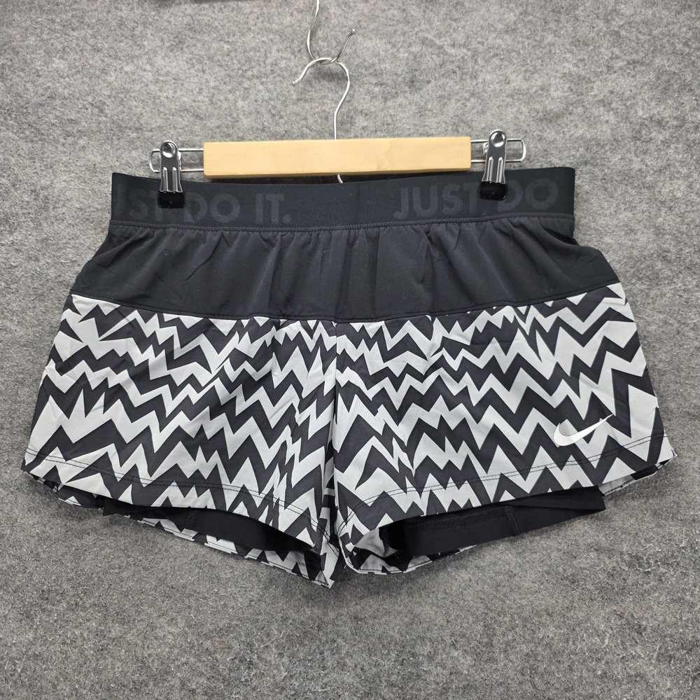 Nike Dri-FIT Shorts Womens M Black 3.5 In Lined Running Athletic 531107-013